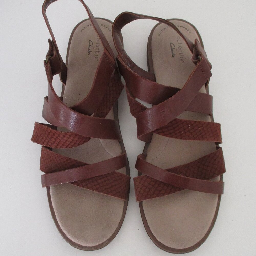 Clarks Collection Womens Brown Strappy Leather Flat Sandal - 9M